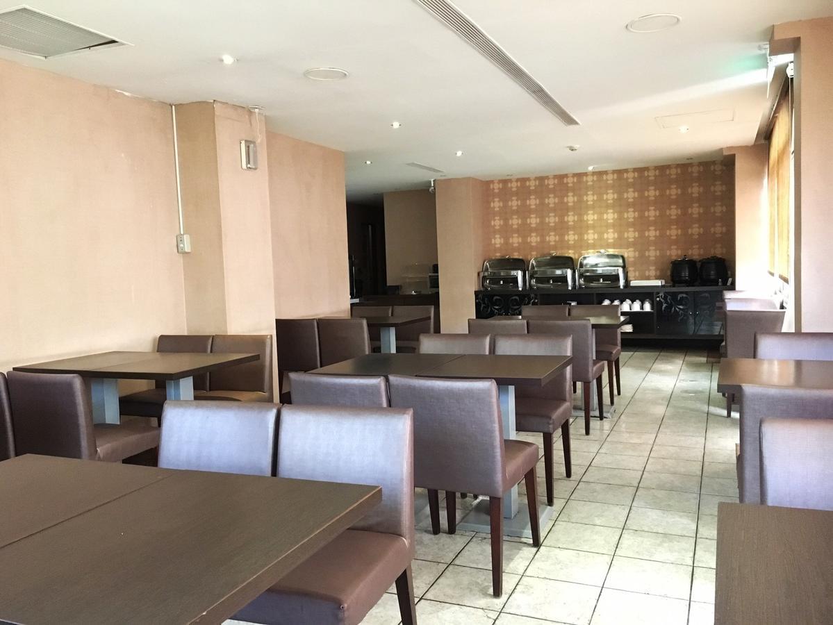 The Riverside Hotel & Motel Гаосюн Экстерьер фото