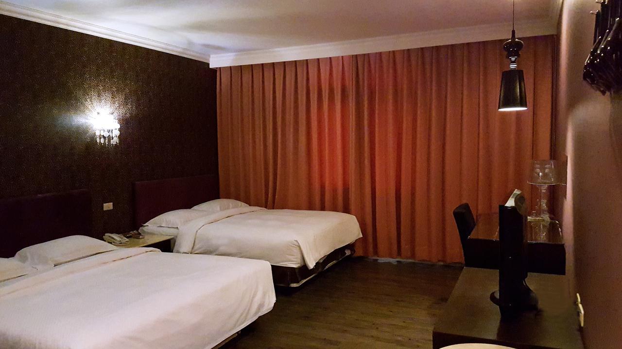 The Riverside Hotel & Motel Гаосюн Экстерьер фото