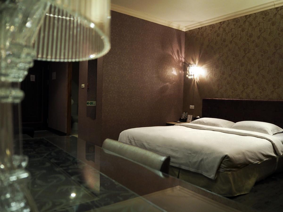 The Riverside Hotel & Motel Гаосюн Экстерьер фото