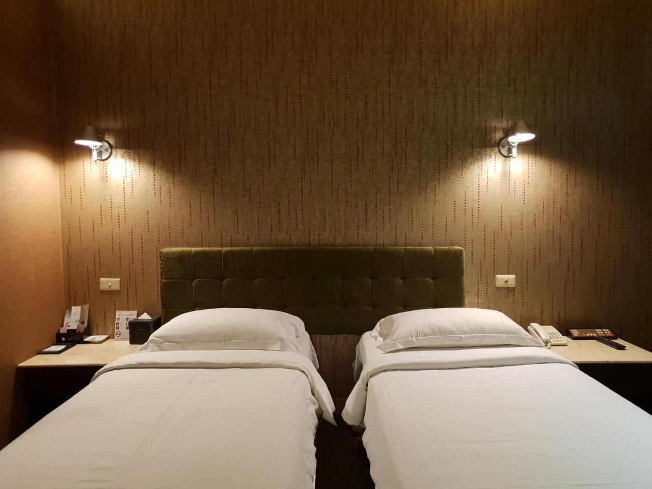 The Riverside Hotel & Motel Гаосюн Экстерьер фото